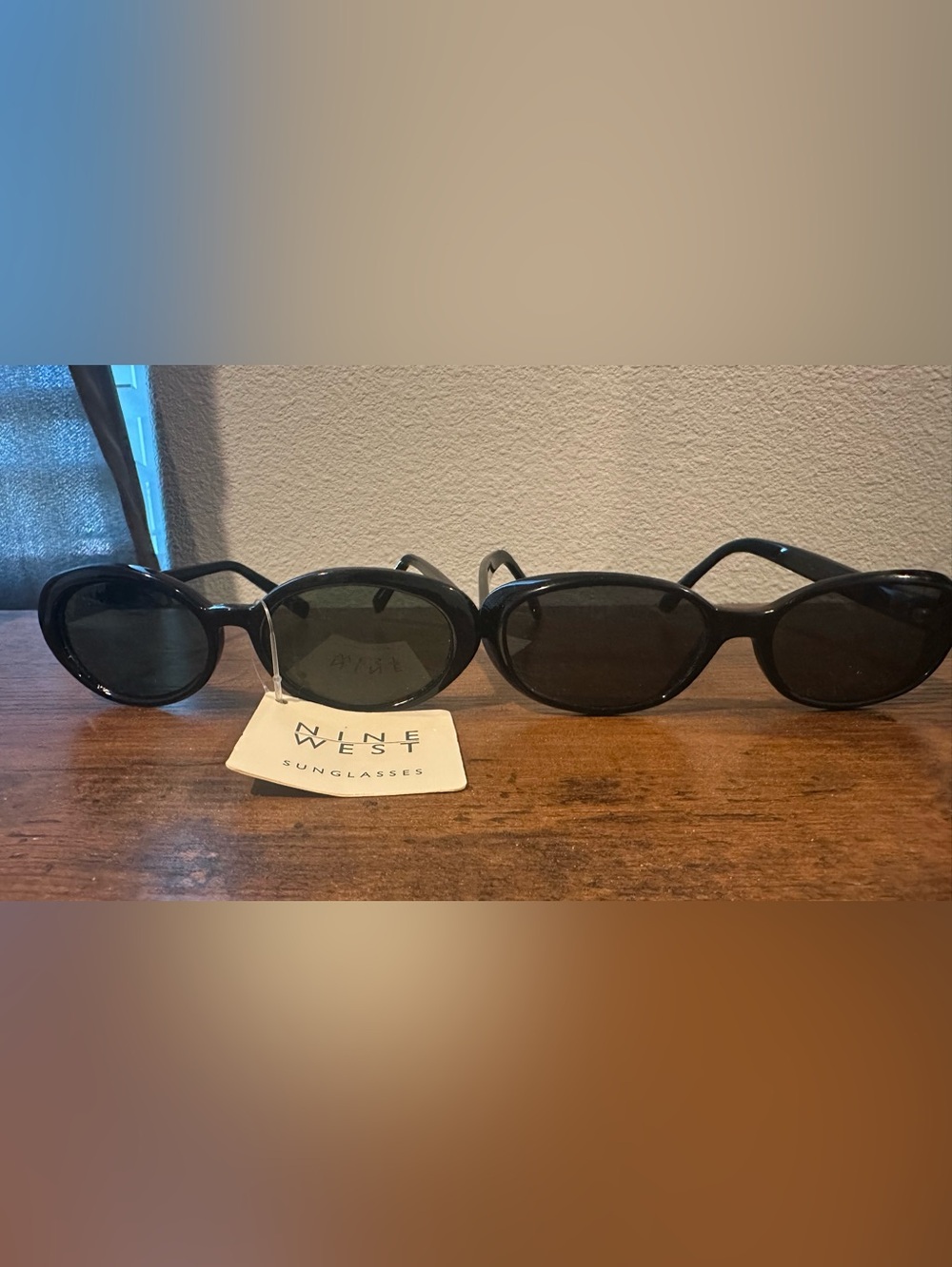 2pieces Nine West Black Oval Sunglasses with Dark Lenses